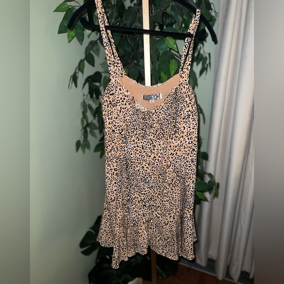 AUDREY 3 + 1 Leopard Print Mini Dress with Front Buttons and Ruffle Size L - Picture 1 of 6